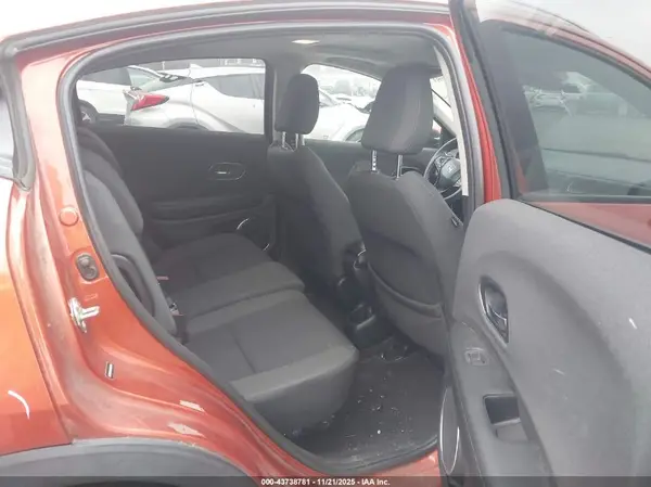 3CZRU6H59LM728104 2020 HONDA HR-V - Image 8
