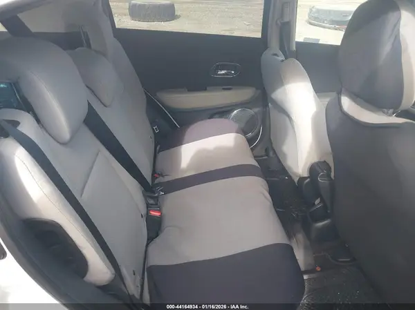 3CZRU6H59MM721638 2021 HONDA HR-V - Image 8