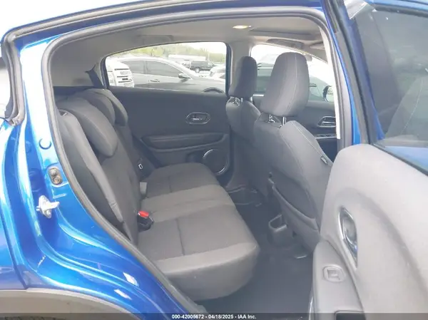 3CZRU6H59MM735958 2021 HONDA HR-V - Image 8
