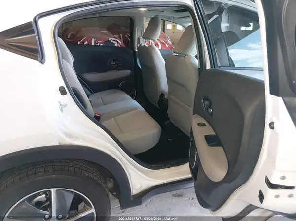 3CZRU6H59MM750248 2021 HONDA HR-V - Image 8
