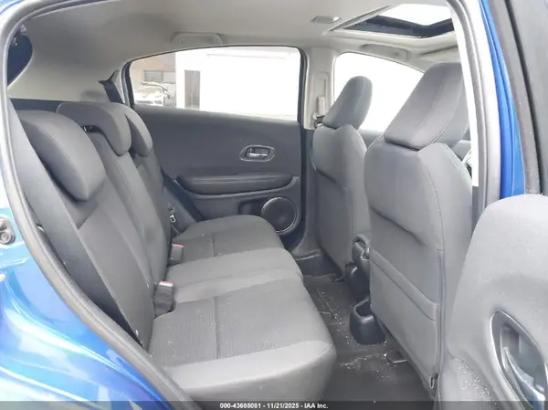 3CZRU6H59NM718448 2022 HONDA HR-V - Image 8
