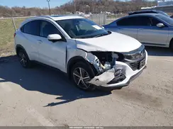 3CZRU6H59NM750946 2022 HONDA HR-V