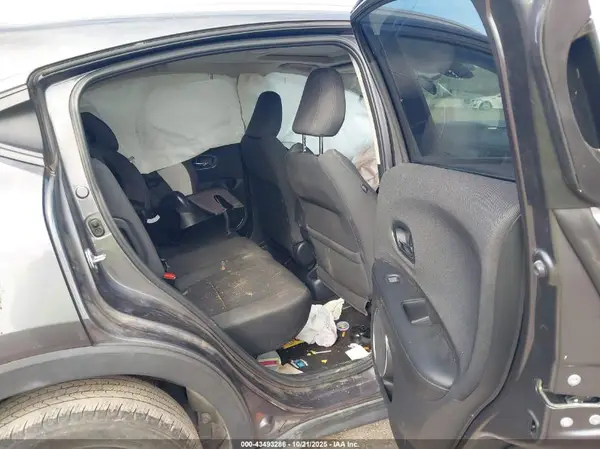 3CZRU6H59NM767598 2022 HONDA HR-V - Image 8