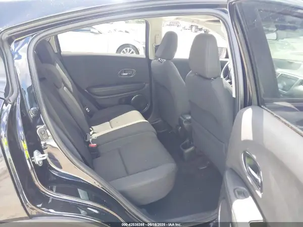 3CZRU6H59NM768010 2022 HONDA HR-V - Image 8