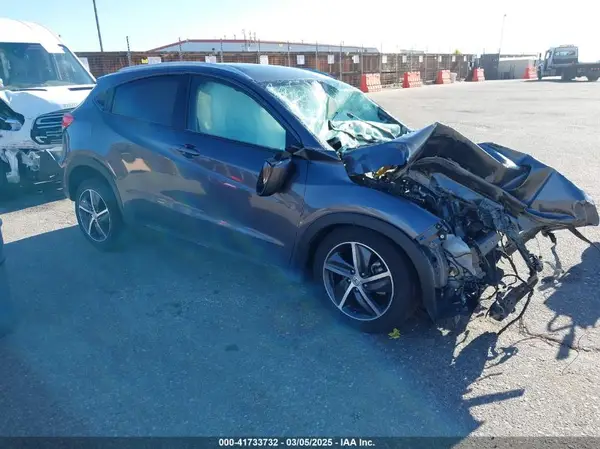 3CZRU6H59NM768475 2022 HONDA HR-V - Image 1