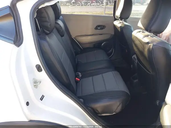 3CZRU6H5XGM702777 2016 HONDA HR-V - Image 8