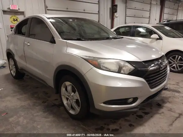 3CZRU6H5XGM710023 2016 HONDA HR-V - Image 1