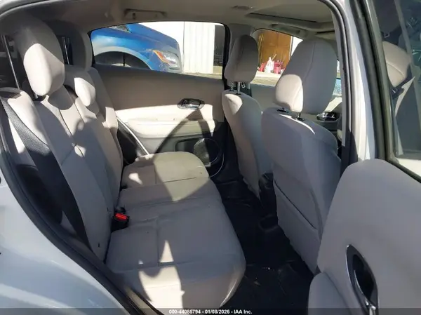 3CZRU6H5XGM710538 2016 HONDA HR-V - Image 8