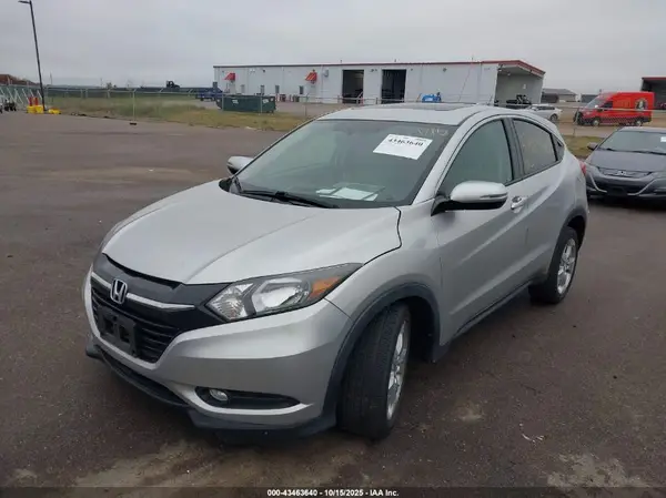 3CZRU6H5XGM717716 2016 HONDA HR-V - Image 2