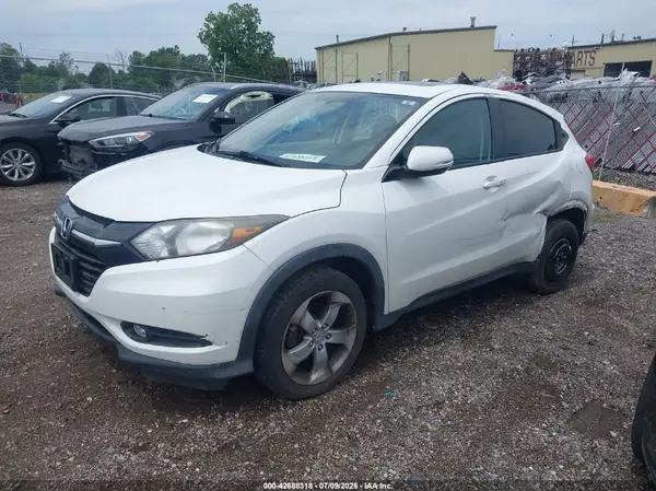 3CZRU6H5XGM728375 2016 HONDA HR-V - Image 2