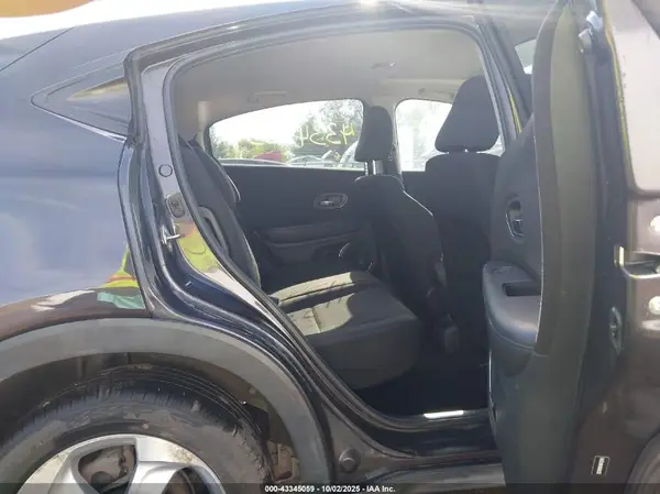 3CZRU6H5XGM739246 2016 HONDA HR-V - Image 8