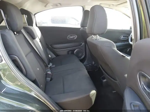 3CZRU6H5XGM740672 2016 HONDA HR-V - Image 8