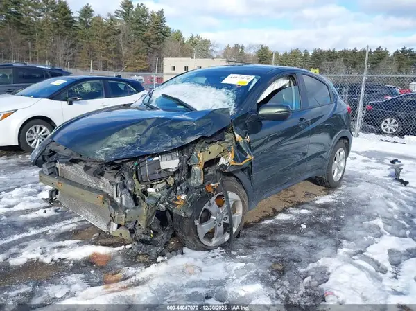 3CZRU6H5XGM742373 2016 HONDA HR-V - Image 2
