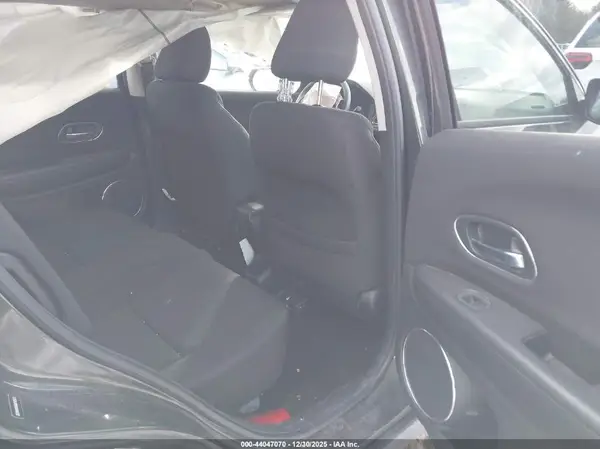 3CZRU6H5XGM742373 2016 HONDA HR-V - Image 8