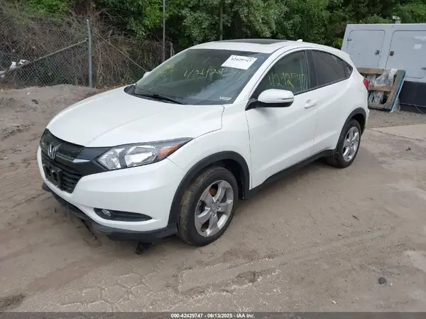 3CZRU6H5XGM743409 2016 HONDA HR-V - Image 2
