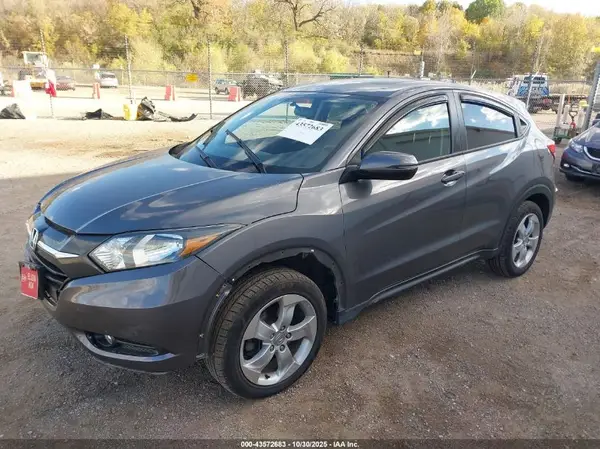 3CZRU6H5XGM744513 2016 HONDA HR-V - Image 2