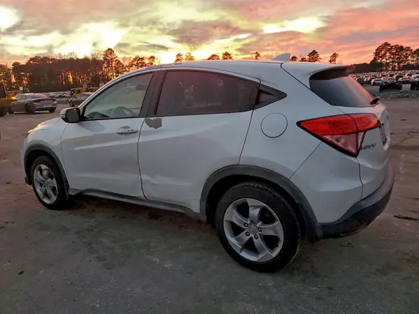 3CZRU6H5XGM746679 2016 HONDA HR-V - Image 2
