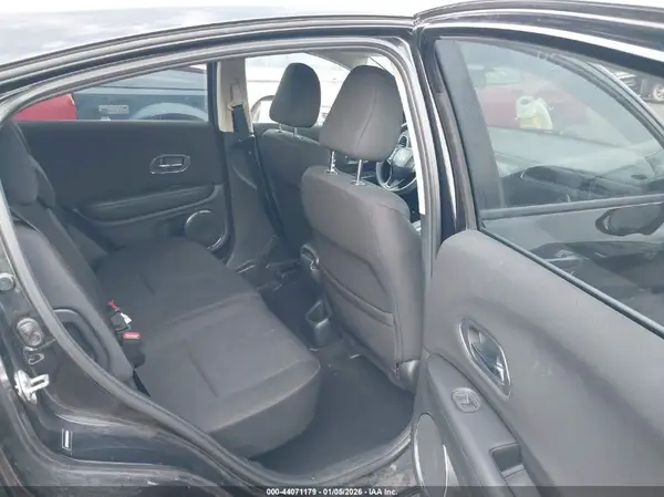 3CZRU6H5XGM768746 2016 HONDA HR-V - Image 8