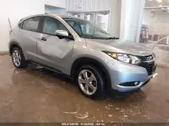 3CZRU6H5XHG702214 2017 HONDA HR-V