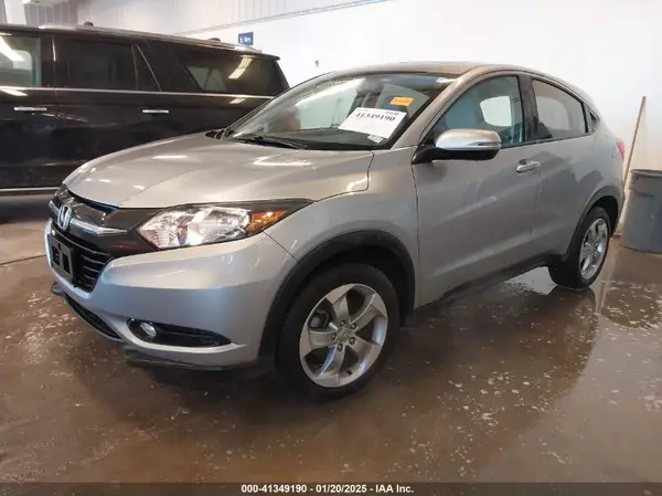 3CZRU6H5XHG702214 2017 HONDA HR-V - Image 2