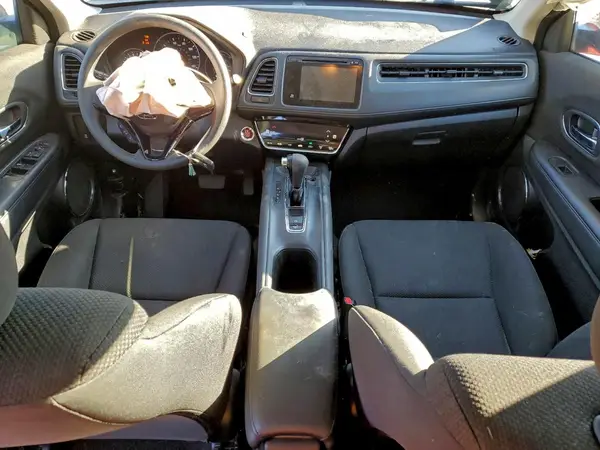 3CZRU6H5XHG702990 2017 HONDA HR-V - Image 8