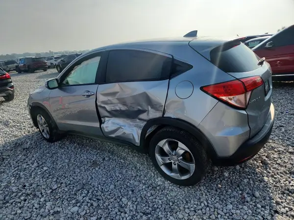 3CZRU6H5XHG705212 2017 HONDA HR-V - Image 2