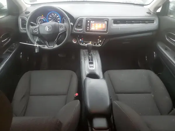 3CZRU6H5XHM703476 2017 HONDA HR-V - Image 8