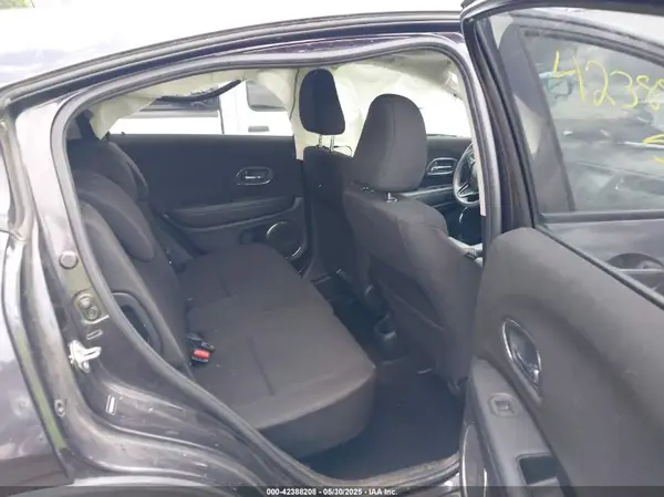 3CZRU6H5XHM707740 2017 HONDA HR-V - Image 8