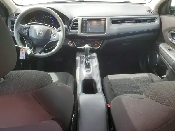 3CZRU6H5XHM710024 2017 HONDA HR-V - Image 8