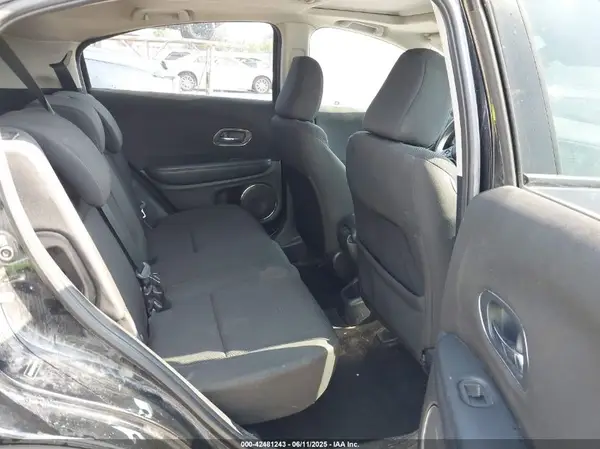 3CZRU6H5XHM71706 2017 HONDA HR-V - Image 8