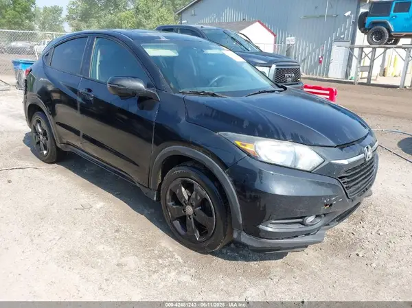 3CZRU6H5XHM717068 2017 HONDA HR-V - Image 1