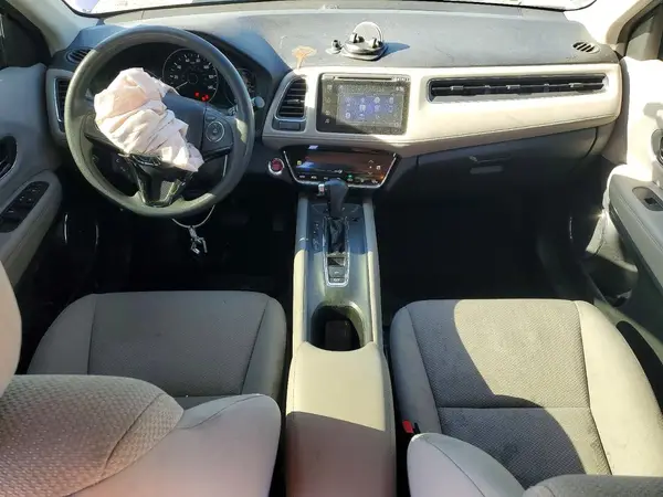 3CZRU6H5XHM718091 2017 HONDA HR-V - Image 8