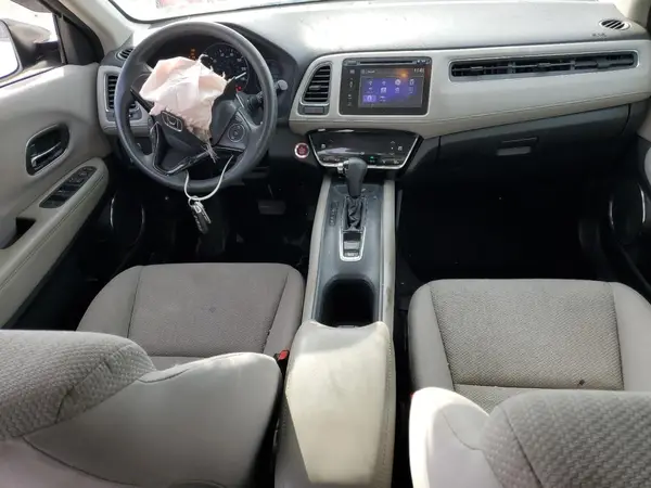 3CZRU6H5XHM722562 2017 HONDA HR-V - Image 8