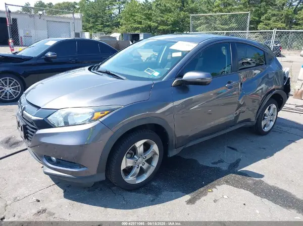 3CZRU6H5XHM728197 2017 HONDA HR-V - Image 2