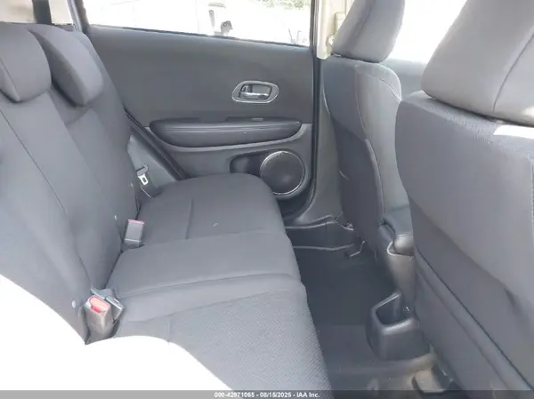 3CZRU6H5XHM728197 2017 HONDA HR-V - Image 8