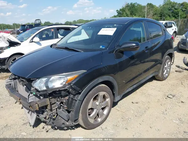 3CZRU6H5XHM732301 2017 HONDA HR-V - Image 2