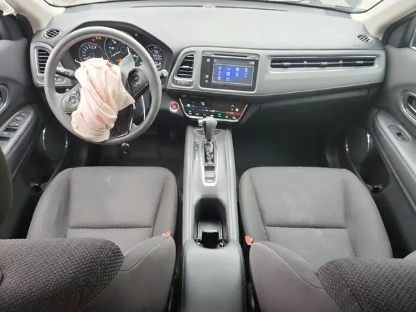 3CZRU6H5XHM733271 2017 HONDA HR-V - Image 8