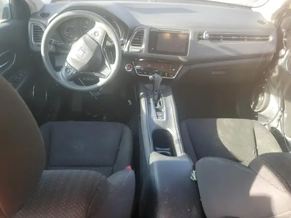 3CZRU6H5XJG702297 2018 HONDA HR-V - Image 8