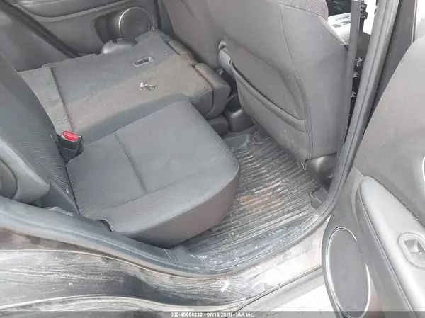 3CZRU6H5XJG703949 2018 HONDA HR-V - Image 8