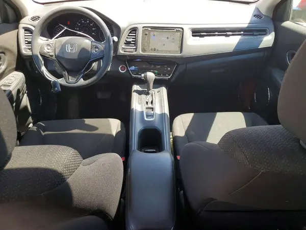3CZRU6H5XJG705264 2018 HONDA HR-V - Image 8