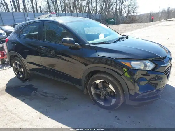 3CZRU6H5XJG708746 2018 HONDA HR-V - Image 1