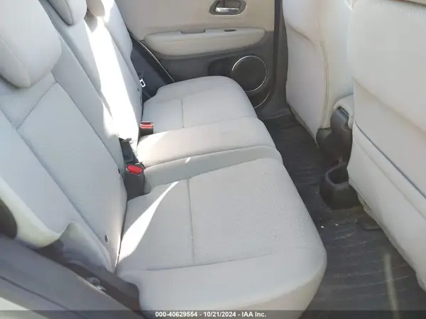 3CZRU6H5XJG709220 2018 HONDA HR-V - Image 8