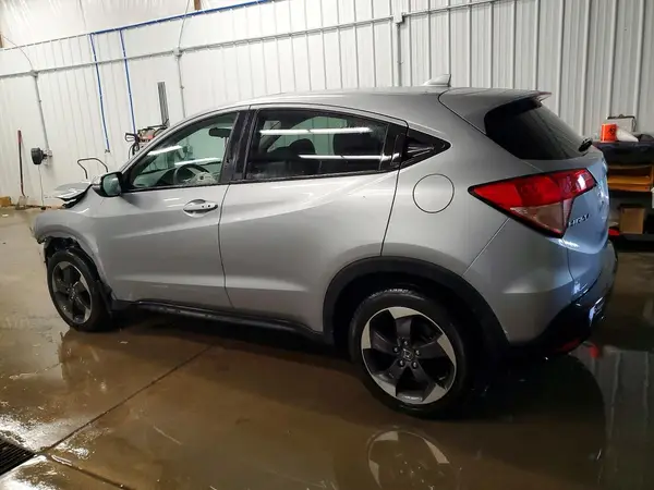 3CZRU6H5XJG709718 2018 HONDA HR-V - Image 2