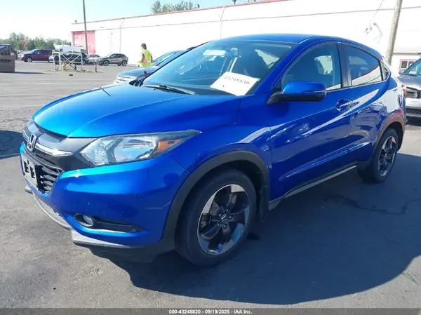 3CZRU6H5XJG716653 2018 HONDA HR-V - Image 2