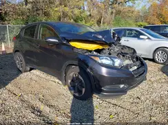 3CZRU6H5XJG718015 2018 HONDA HR-V