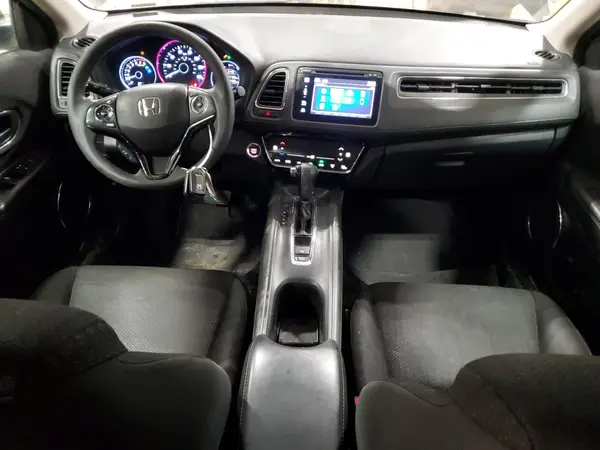 3CZRU6H5XJG718029 2018 HONDA HR-V - Image 8