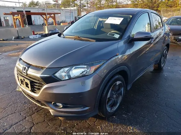 3CZRU6H5XJG722825 2018 HONDA HR-V - Image 2