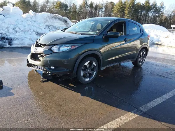 3CZRU6H5XJG727264 2018 HONDA HR-V - Image 2
