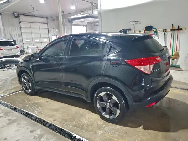 3CZRU6H5XJM712135 2018 HONDA HR-V - Image 2