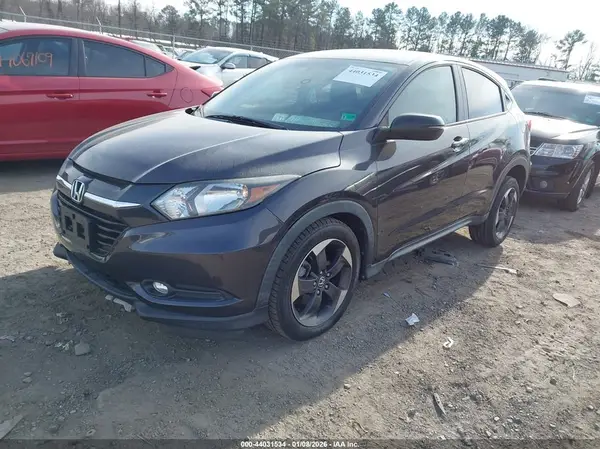 3CZRU6H5XJM713365 2018 HONDA HR-V - Image 2
